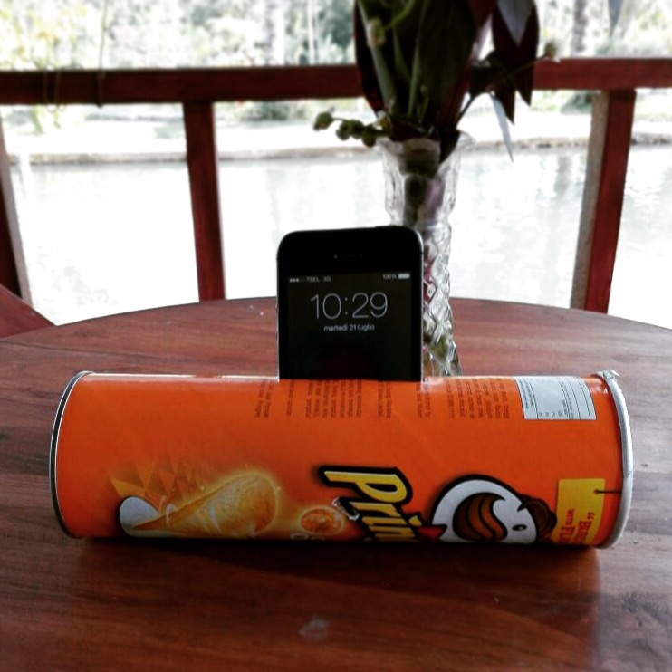 iPhone+Pringles